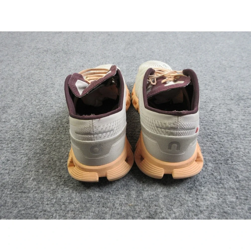 On Cloud Shoes Womens Size 11 CloudTec Swiss Engineering Running Sneakers